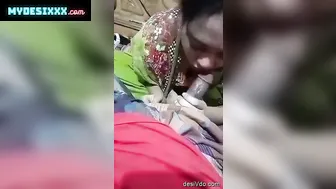 Married bhabhi giving blowjob devar uncut footage